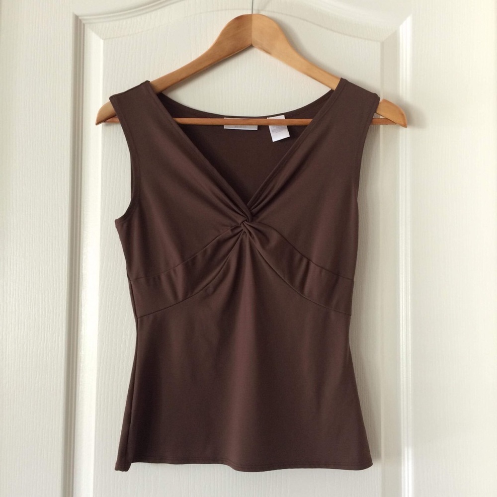 Brown sleeveless v-neck blouse